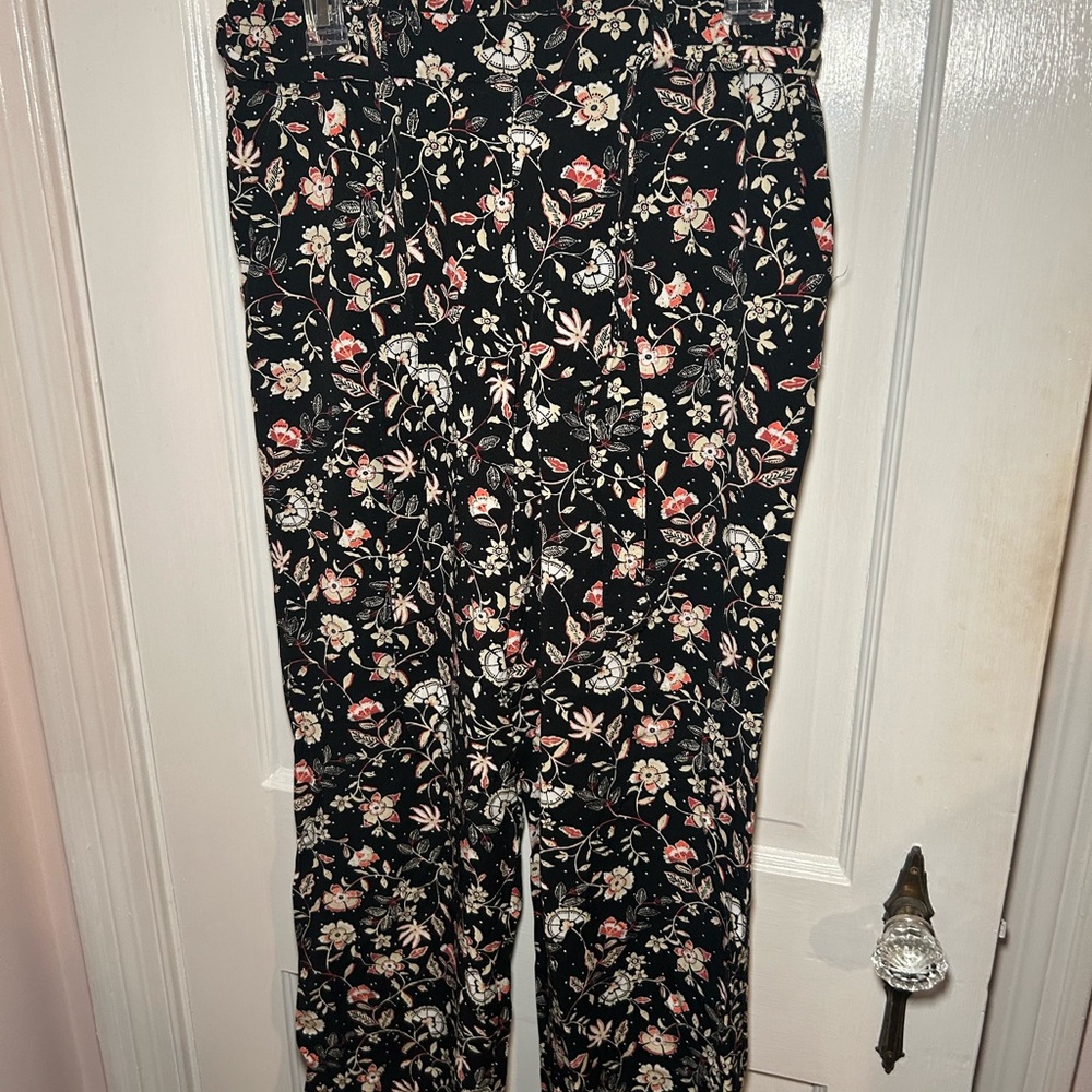 Old Navy Floral Print Pants